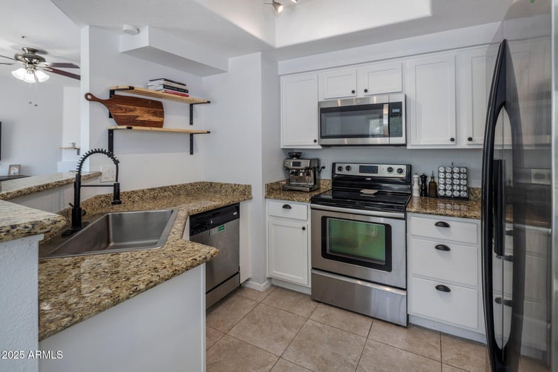 9451 Becker Ln #1041, Scottsdale, AZ 85260