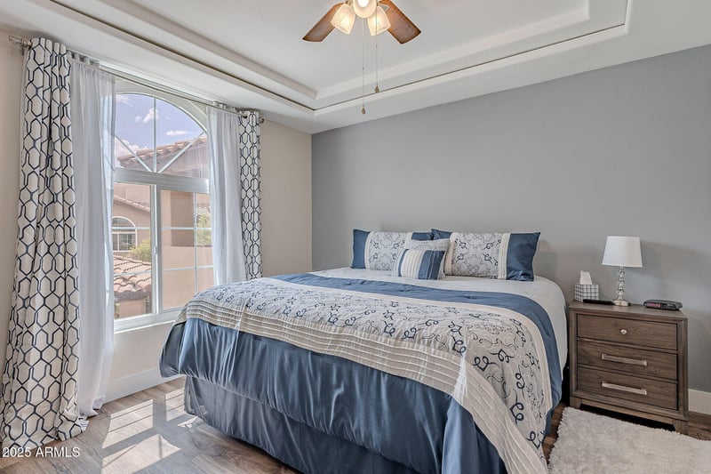9451 Becker Ln #2004, Scottsdale, AZ 85260