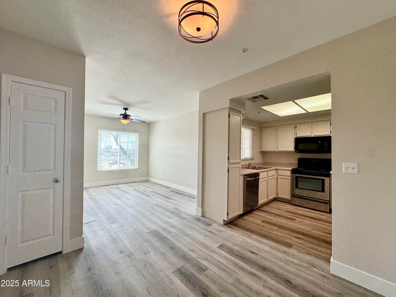 9451 Becker Ln #2036, Scottsdale, AZ 85260