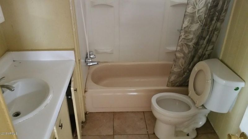 9454 E Escondido Ave, Mesa, AZ 85208