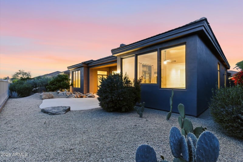 9455 E Cavalry Dr, Scottsdale, AZ 85262