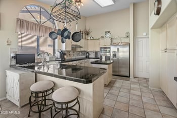 9456 Chino Dr, Peoria, AZ 85382