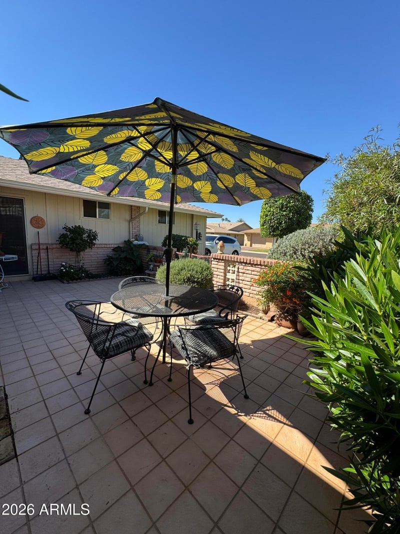 9457 110th Ave, Sun City, AZ 85351