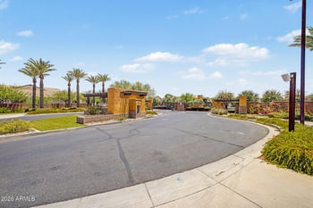 9458 Thatcher Ave, Mesa, AZ 85212