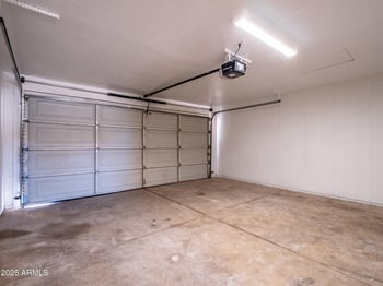 9459 64th Dr, Glendale, AZ 85302