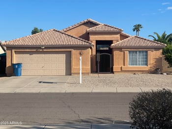 946 14th Ave, Apache Junction, AZ 85120