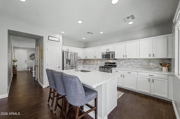 946 E Wimpole Ave, Gilbert, AZ 85297