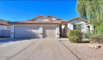 946 S Parkcrest St, Gilbert, AZ 85296