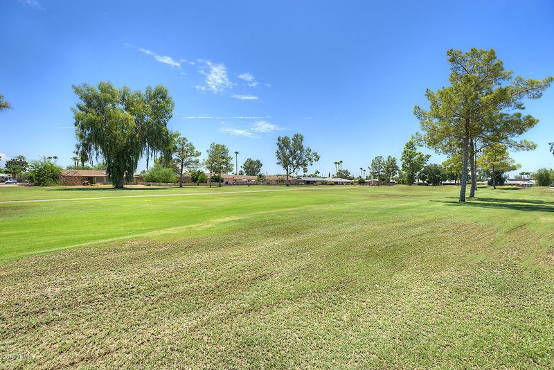 946 S Saranac Ave, Mesa, AZ 85208
