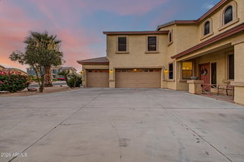 946 Gascon Rd, San Tan Valley, AZ 85143