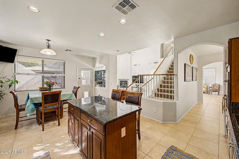 946 Gascon Rd, San Tan Valley, AZ 85143