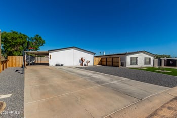 9460 Escondido Ave, Mesa, AZ 85208