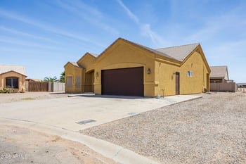 9461 Kramer Pl, Arizona City, AZ 85123