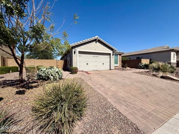 9464 Fallen Leaf Ln, Peoria, AZ 85383