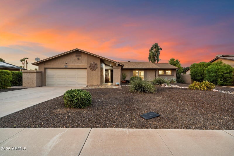9466 Laurel Ln, Scottsdale, AZ 85260