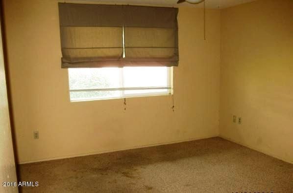 9469 N 111th Ave, Sun City, AZ 85351