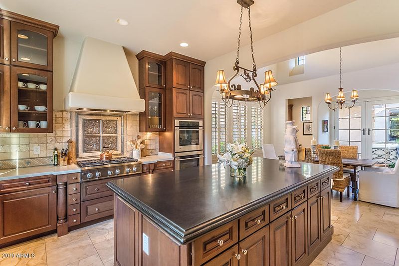 9472 E Hidden Spur Trl, Scottsdale, AZ 85255