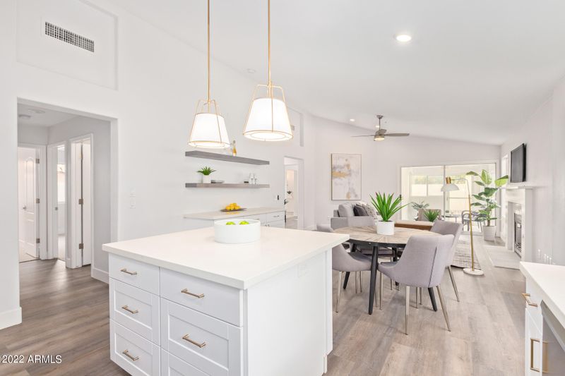 9472 E Pine Valley Rd, Scottsdale, AZ 85260