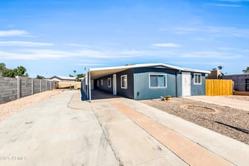 9472 Escondido Ave, Mesa, AZ 85208