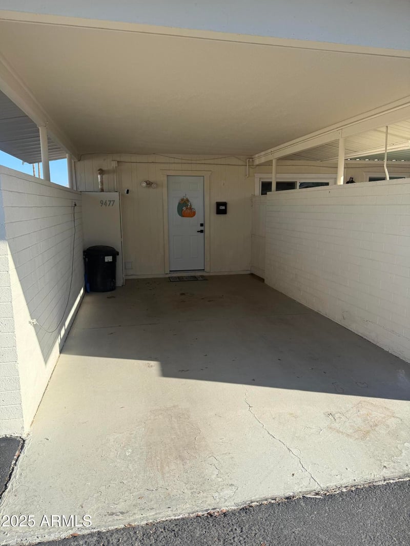 9477 111th Ave, Sun City, AZ 85351