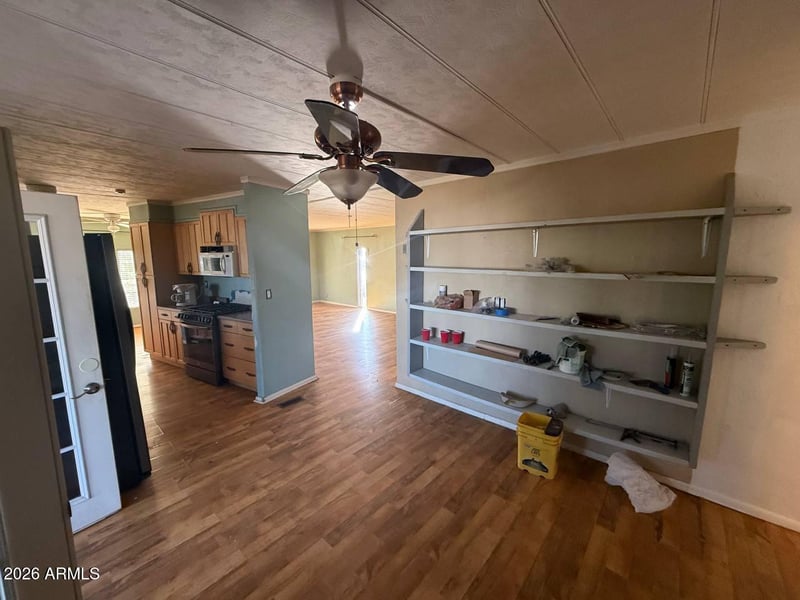 9478 Escondido Ave, Mesa, AZ 85208