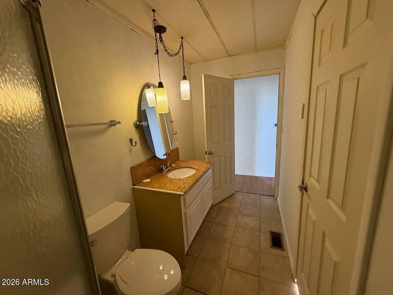 9478 Escondido Ave, Mesa, AZ 85208
