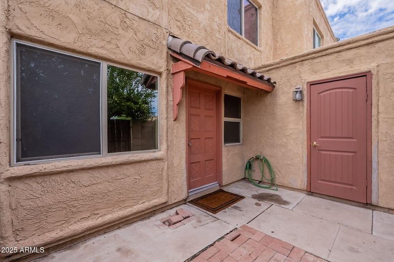 948 Alma School Rd #52, Mesa, AZ 85210