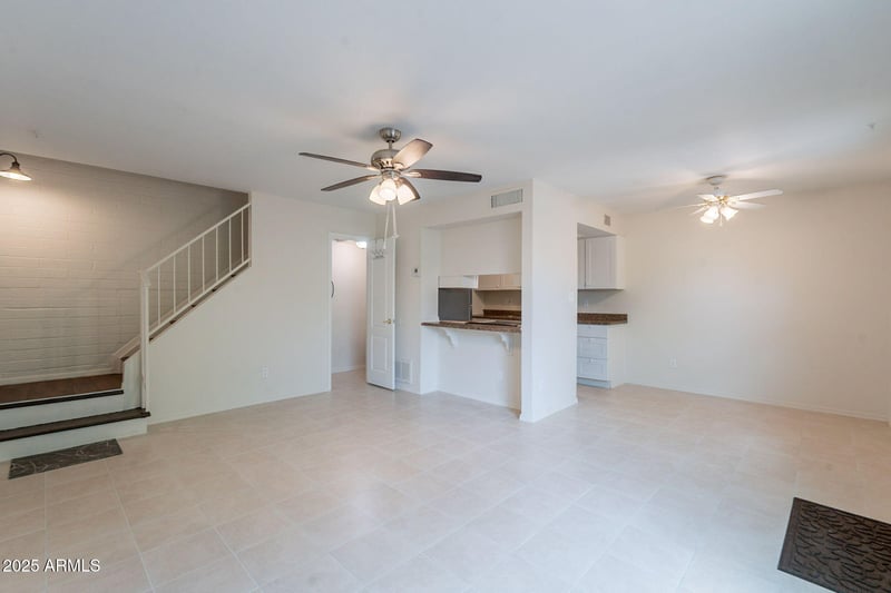 948 Alma School Rd #52, Mesa, AZ 85210