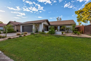 948 Driftwood Dr, Tempe, AZ 85283