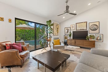 948 Driftwood Dr, Tempe, AZ 85283