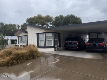 948 Eagle Dr, San Tan Valley, AZ 85140