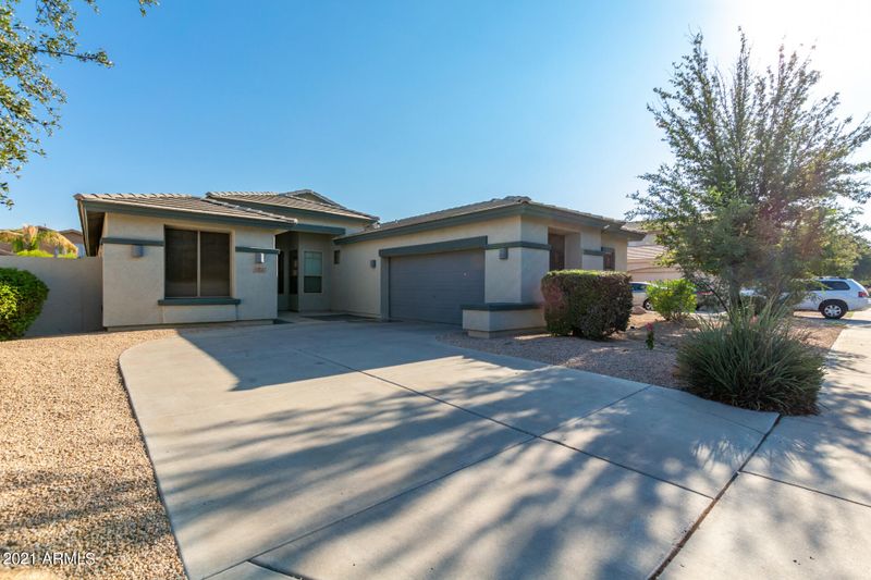 948 E Scorpio Pl, Chandler, AZ 85249