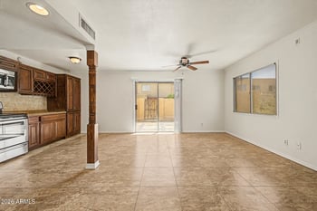 948 Alma School Rd #102, Mesa, AZ 85210