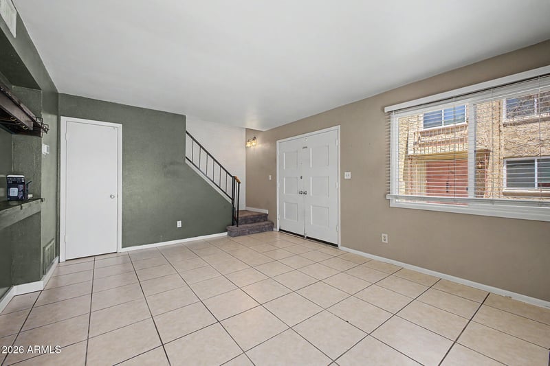 948 Alma School Rd #128, Mesa, AZ 85210