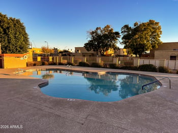 948 Alma School Rd #49, Mesa, AZ 85210