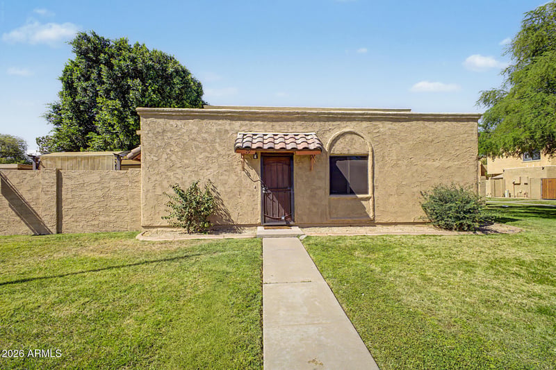 948 S Alma School Rd #79, Mesa, AZ 85210