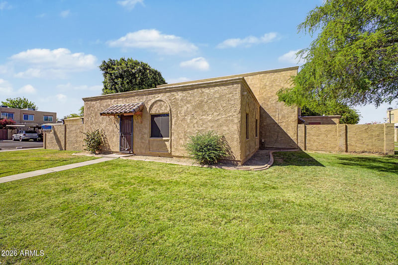 948 S Alma School Rd #79, Mesa, AZ 85210