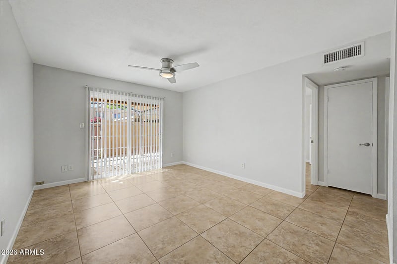948 S Alma School Rd #79, Mesa, AZ 85210