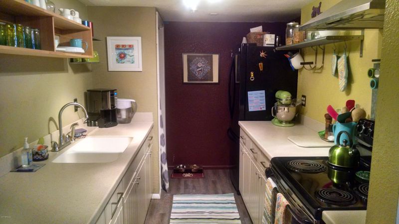 948 S Alma School Rd #96, Mesa, AZ 85210