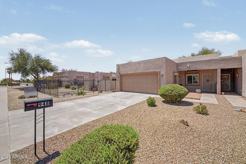 948 S Lawther Dr, Apache Junction, AZ 85120