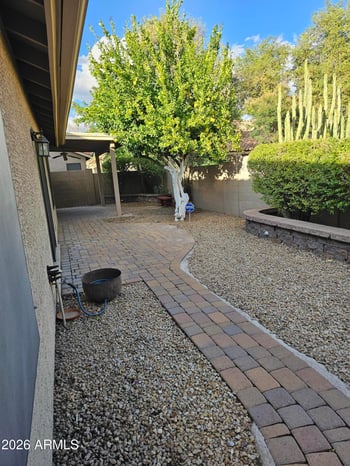 9487 Dromedary Dr, Tempe, AZ 85284