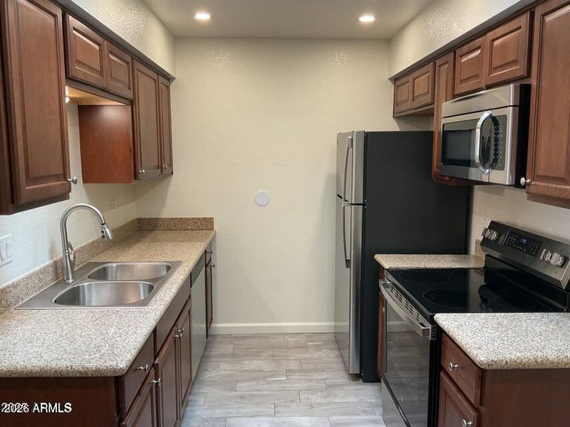 95 Cooper Rd #75, Chandler, AZ 85225