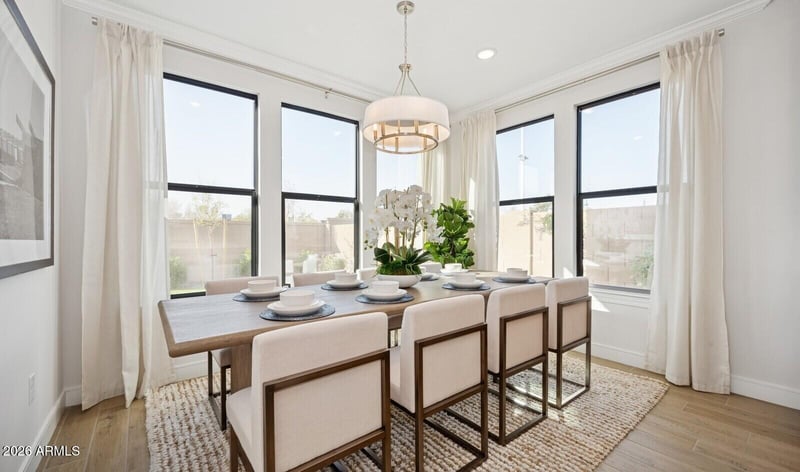 95 E Windsor Dr, Gilbert, AZ 85296