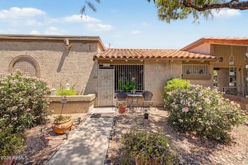 95 Cooper Rd #55, Chandler, AZ 85225