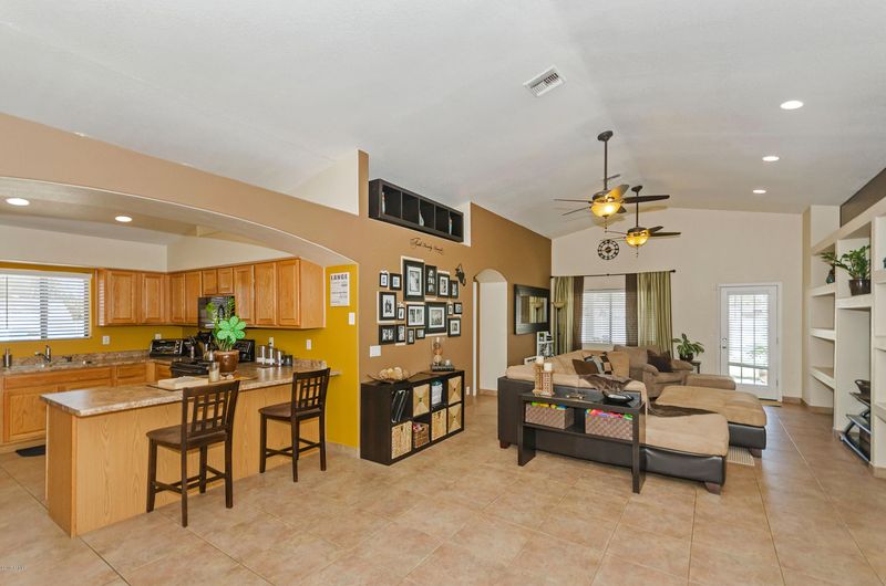 950 E 9th Ave, Mesa, AZ 85204