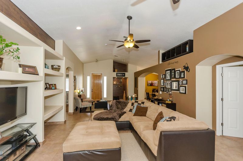 950 E 9th Ave, Mesa, AZ 85204