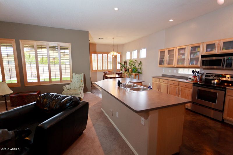 950 E Leo Pl, Chandler, AZ 85249
