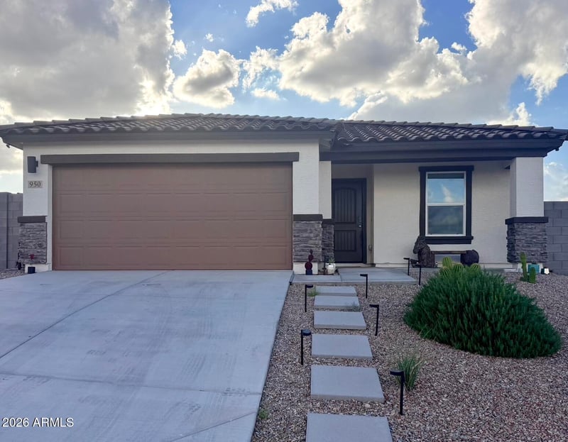 950 Logan Way, Wickenburg, AZ 85390