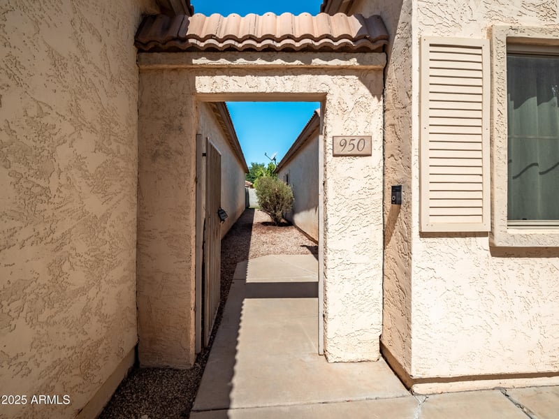 950 Tucana Ln, Gilbert, AZ 85296