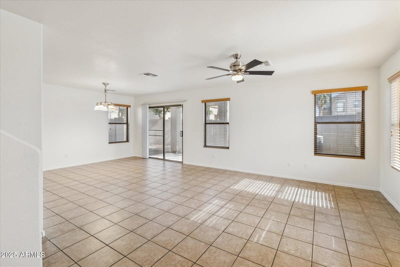 9501 82nd Ave, Peoria, AZ 85345